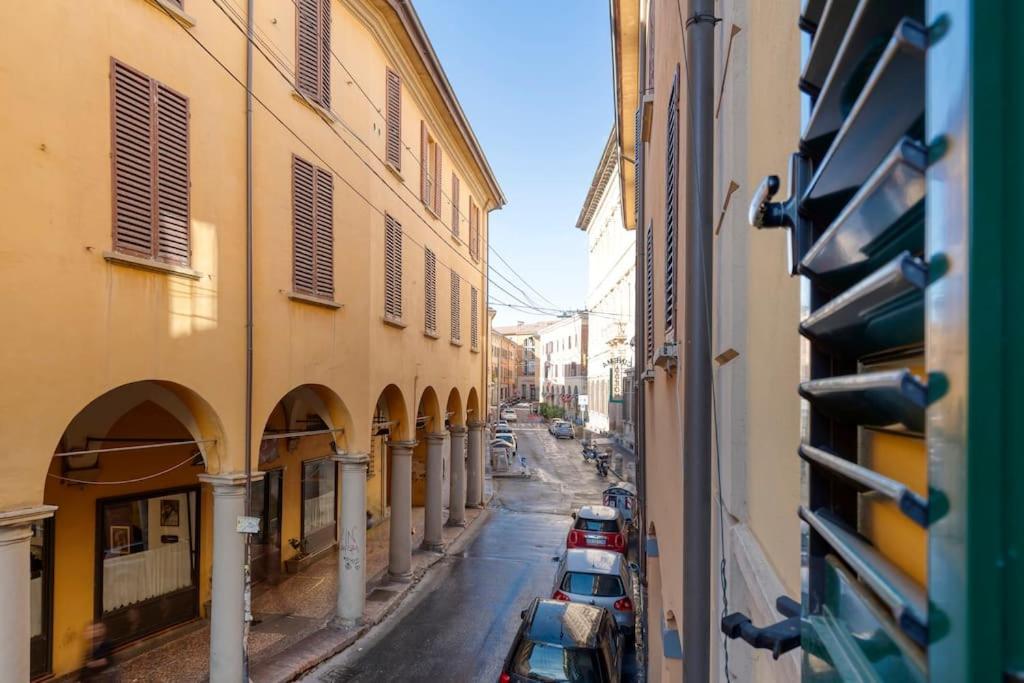 Fine Arts Apartment - Tv 40' Hd Netflix Prime Dazn Bologna Exterior photo